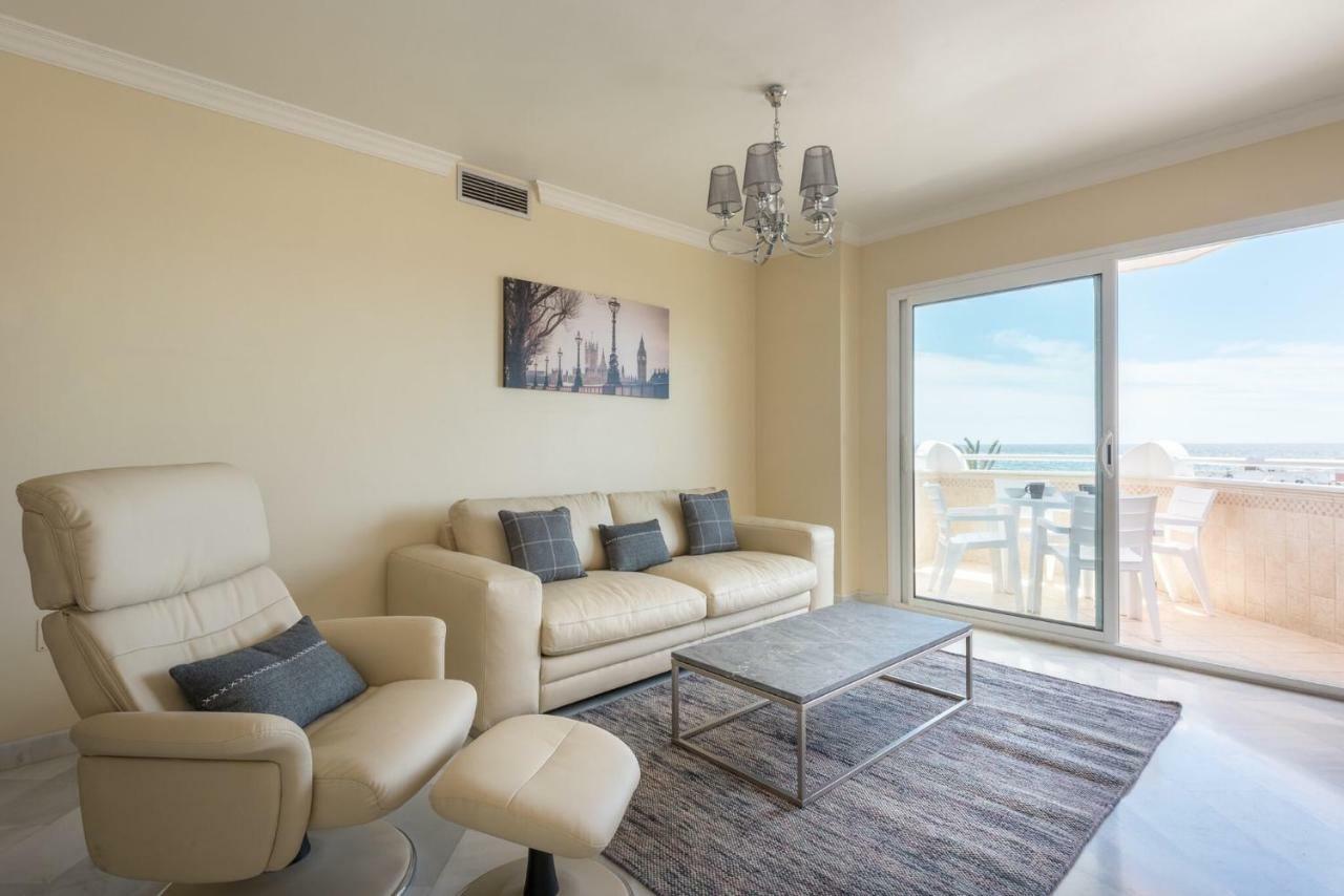 מארבלה Downtown Seaview Apartment מראה חיצוני תמונה